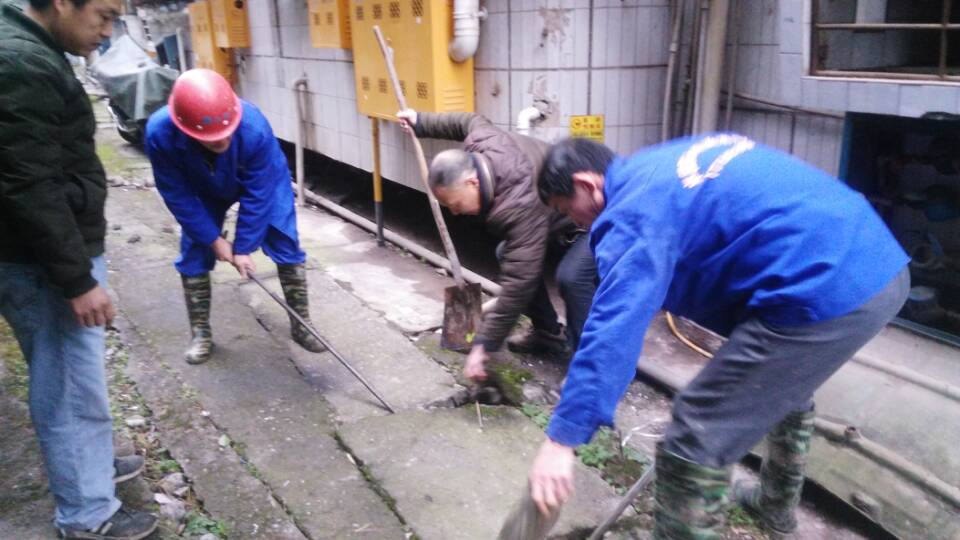 马山清掏化粪池、管道疏通一站式服务<高效><技术><可靠>